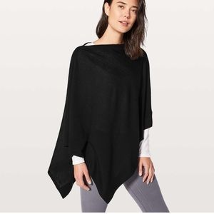 Lululemon yin poncho